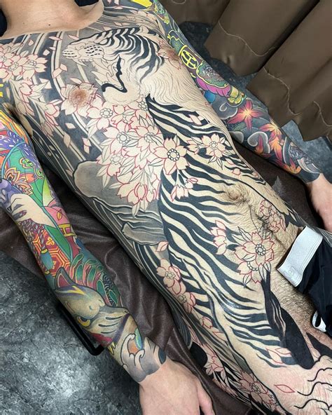 2023刺青圖案|TATTOO BURST